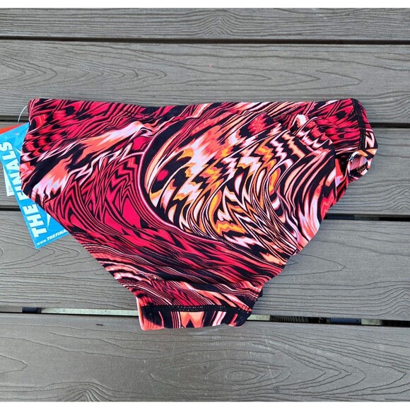 TYR The Finals Air Whirl All Over Racer Briefs, Mens Size 32, Red NEW - Picture 2 of 3